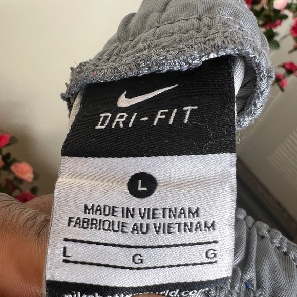 Nike Gray Blue Athletic Shorts Mens Large Fitness Gym Workout - Picture 6 of 9